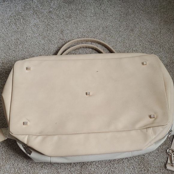 BEIS Weekender - Picture 13 of 15